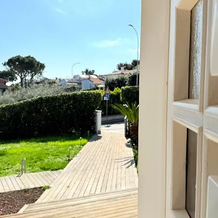Villa Lyla - Marcelli, Elegante Con Giardino Vista Mare Marcelli