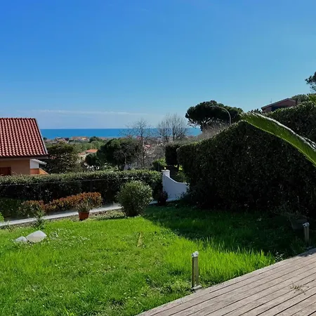 Villa Lyla - Marcelli, Elegante Con Giardino Vista Mare