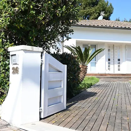 Villa Lyla - Marcelli, Elegante Con Giardino Vista Mare *