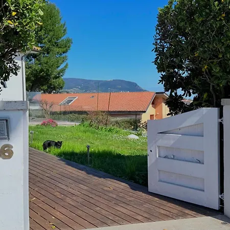 Lyla - Marcelli, Elegante Con Giardino Vista Mare *